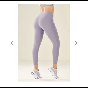 Like New Fabletics Legging